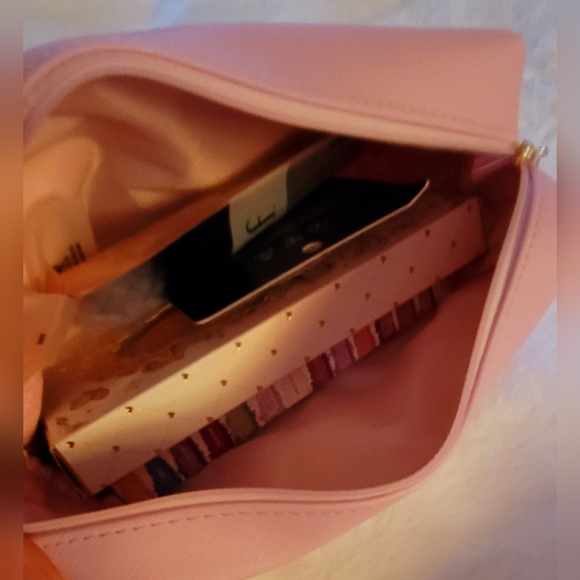 💗Barbie PINK Bundle💗 Includes P.Louise Too Faced & Elf . All Brand New 💎 - Picture 8 of 9